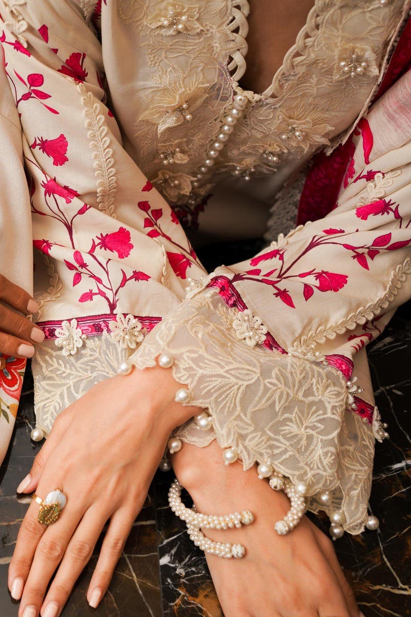 Muzlin By Sana Safinaz Stitched 3 Piece-Winter Collection