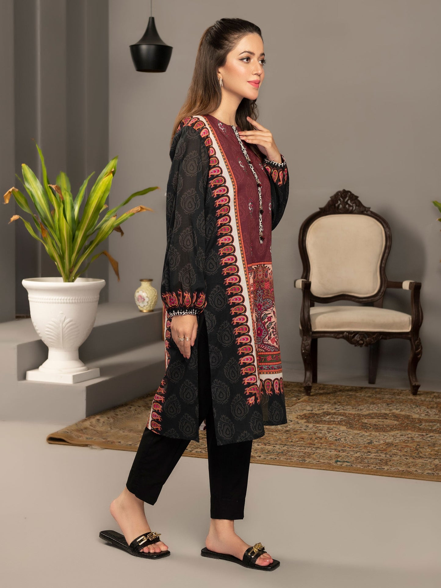 Black 1 Piece Printed Lawn Shirt By Limelight