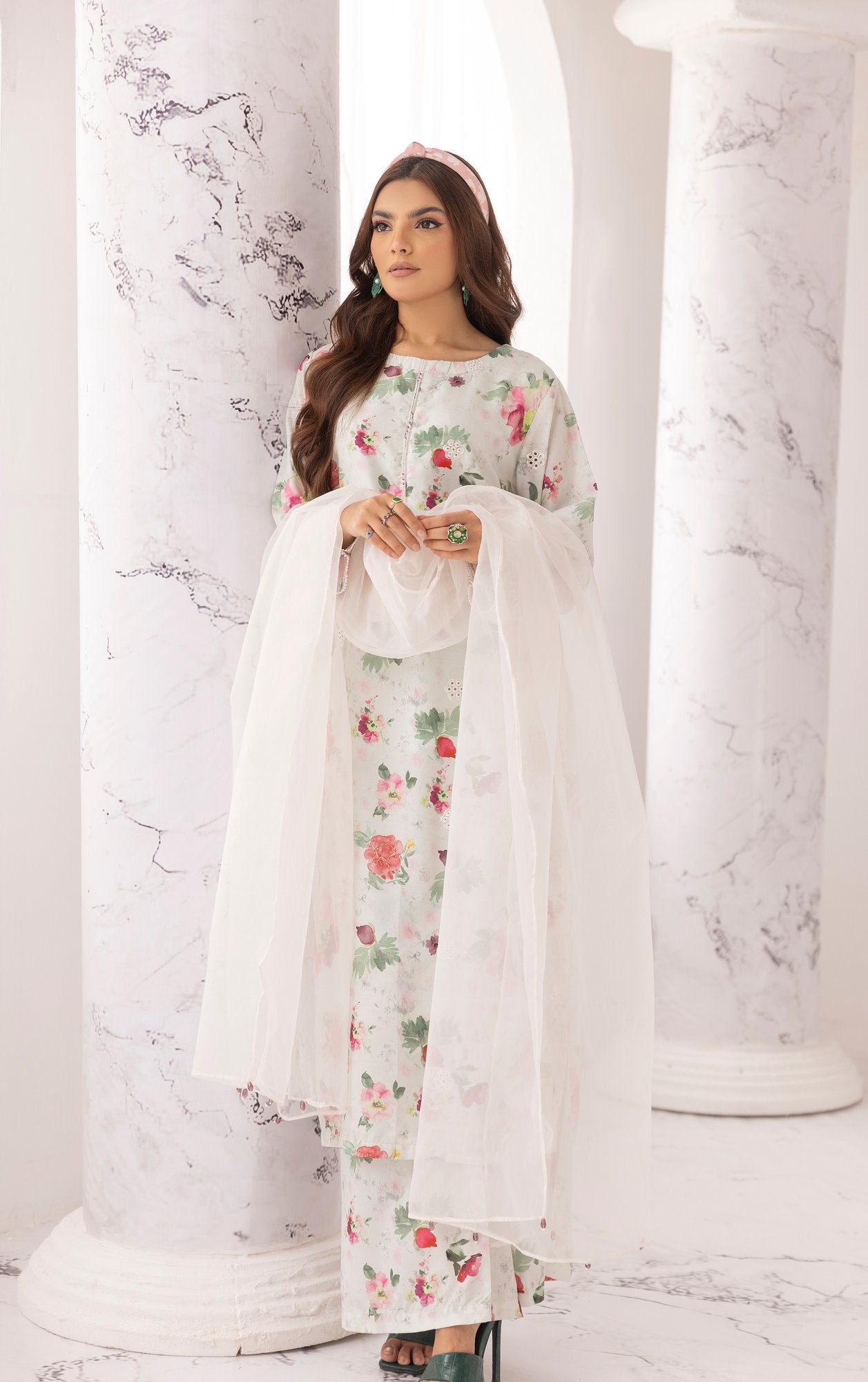 Off White Chikankari Floral Printed Lawn 3 Pc - Simrans