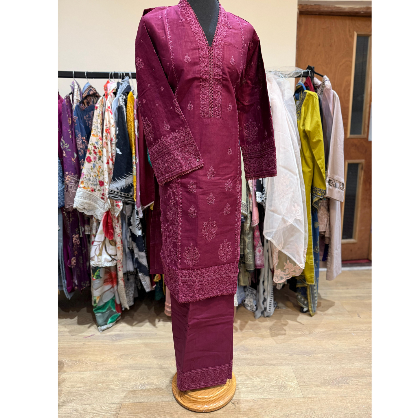 2 Pc Embroidered Khaddar Co-Ord Set  | Ready to wear| Hayats