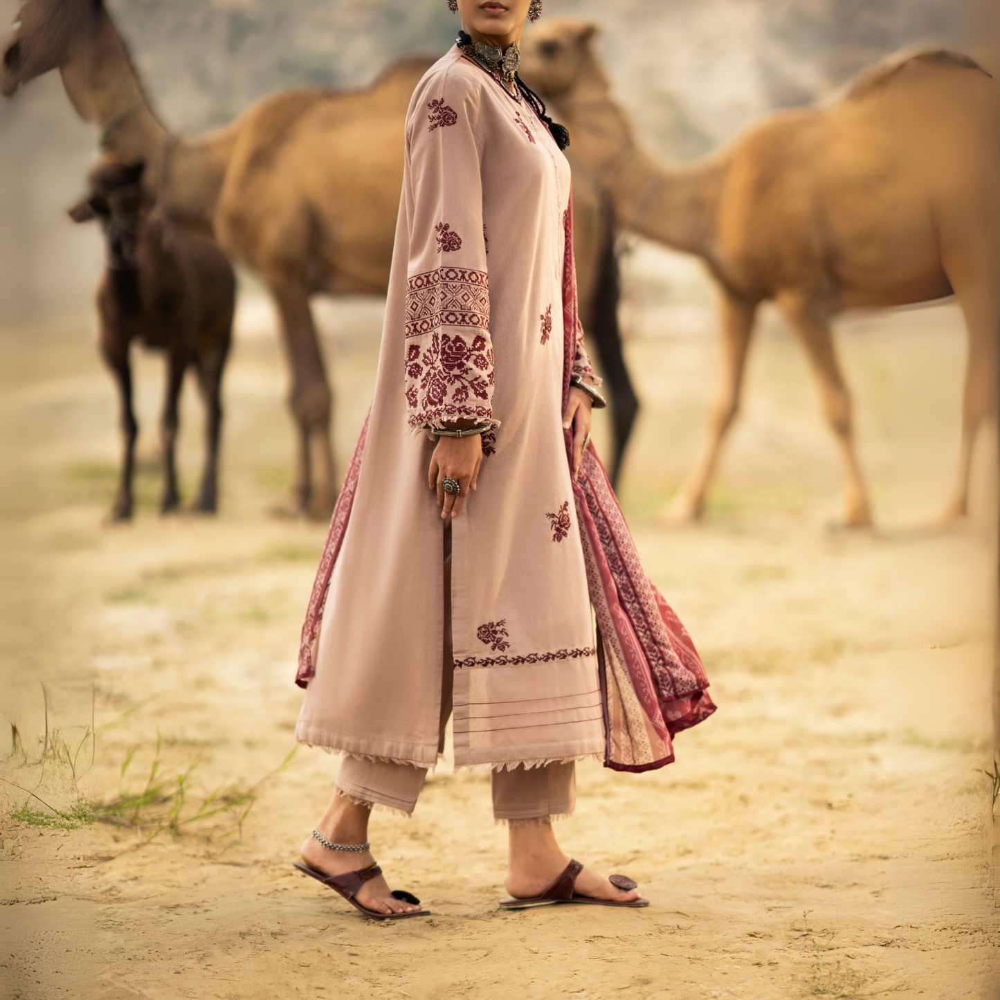 3 Pc Embroidered Khaddar Ready to Wear Collection by Casuallite | UMCAE0801