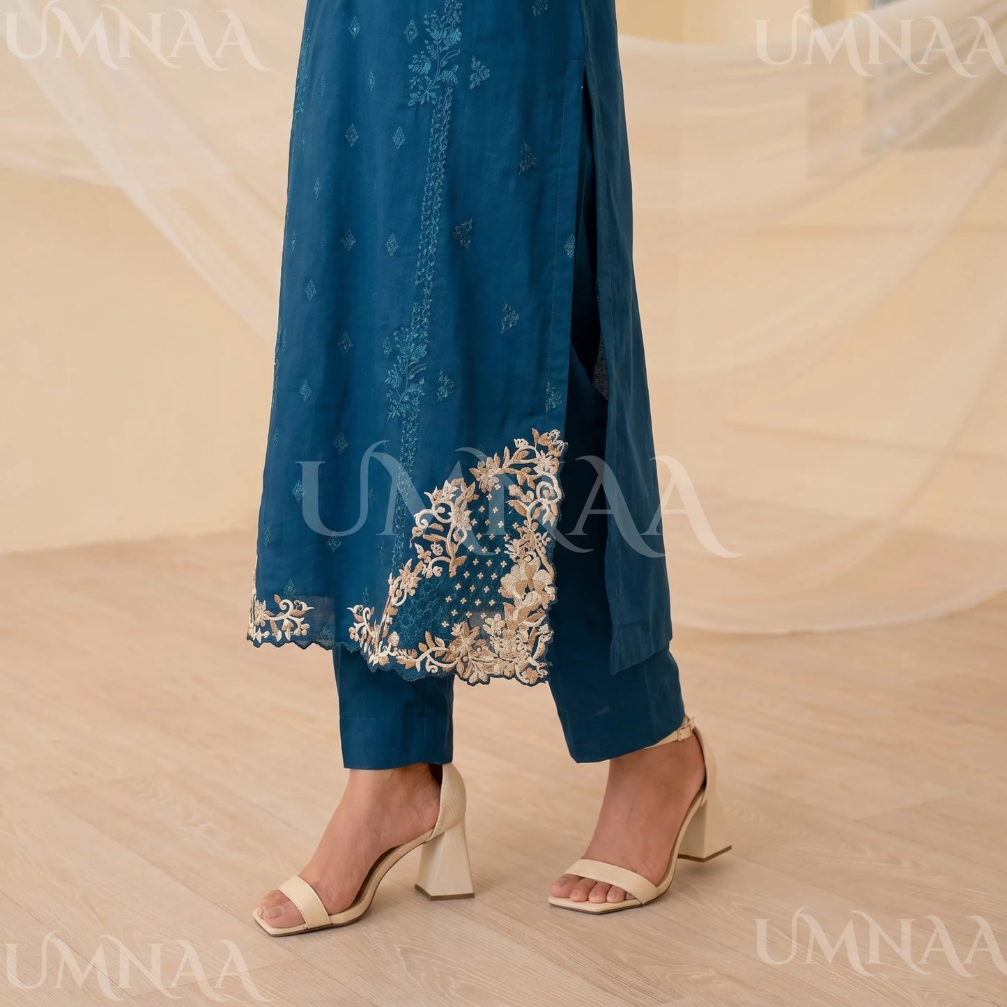 UA-209 Embroidered Cambric Cotton Collection by Umnaa | Ready to Wear Pakistani Asian clothes