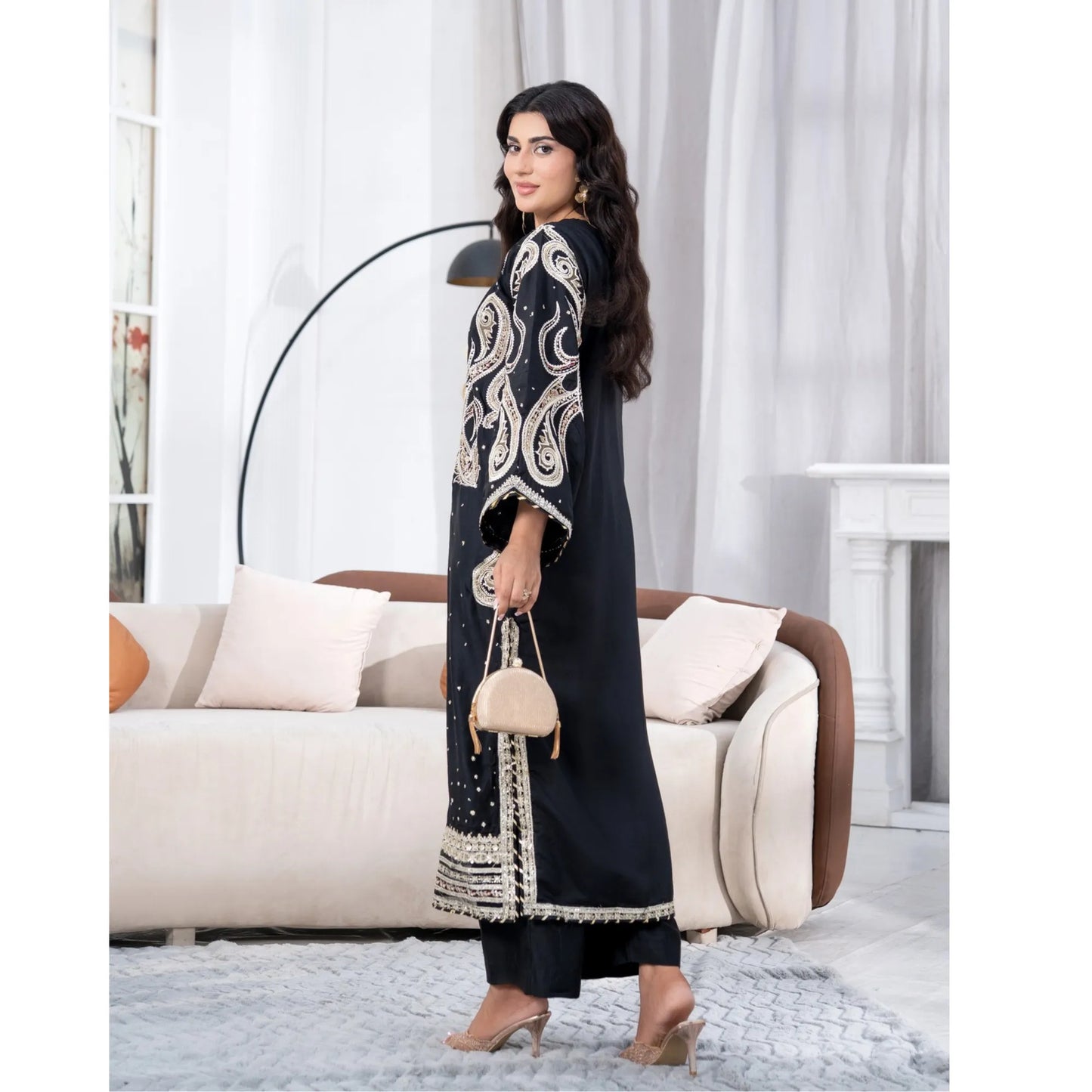 UA-286 Embroidered Viscose Silk Co-Ords Set | Umnaa