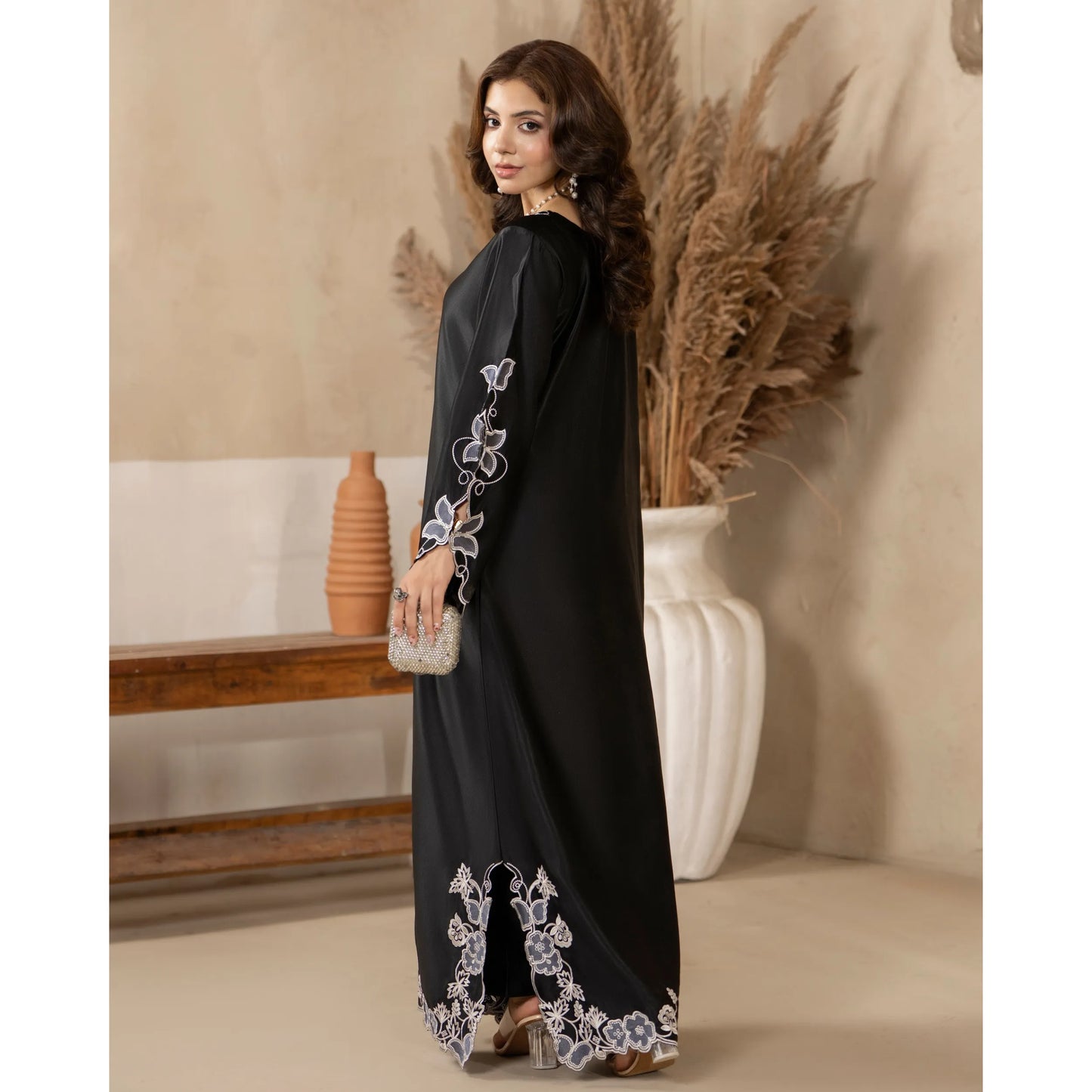 RA-39 Embroidered kaftan 2 Pc - Raniya.h