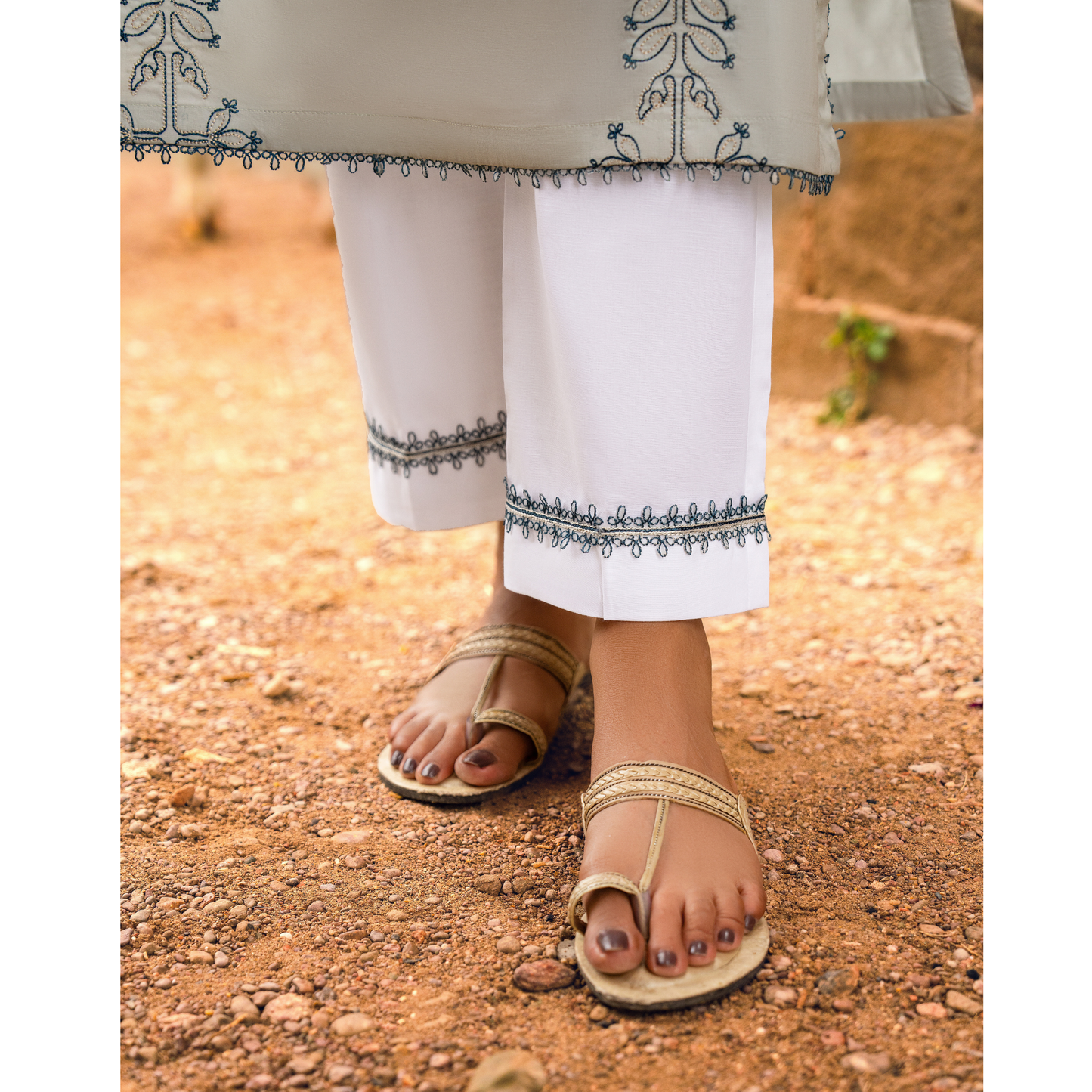 UCA-16 3 Pc Embroidered Cotton Lawn Ready to Wear Eid Collection by Casuallite