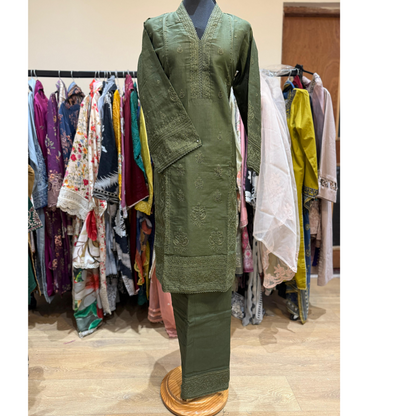 2 Pc Embroidered Khaddar Co-Ord Set  | Ready to wear| Hayats