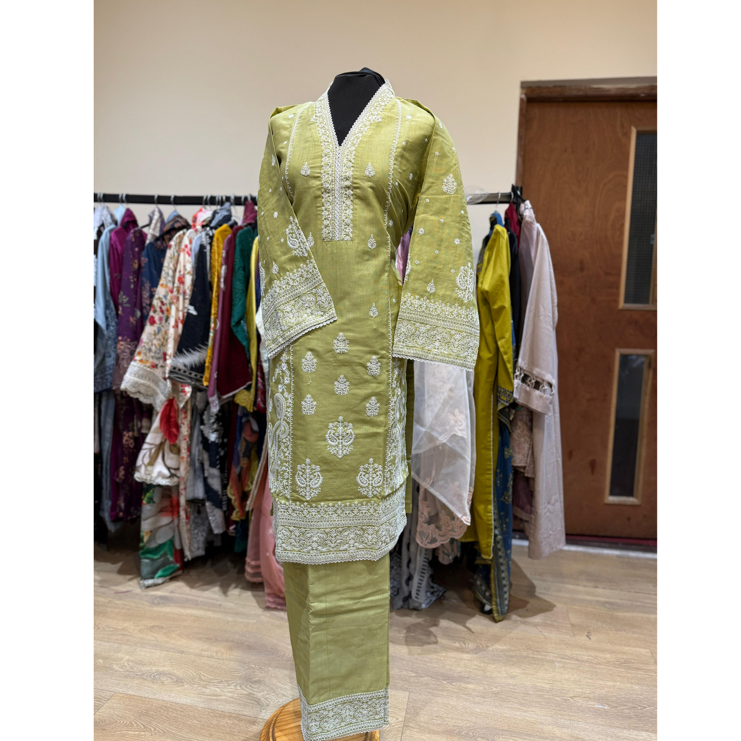 2 Pc Embroidered Khaddar Co-Ord Set  | Ready to wear| Hayats