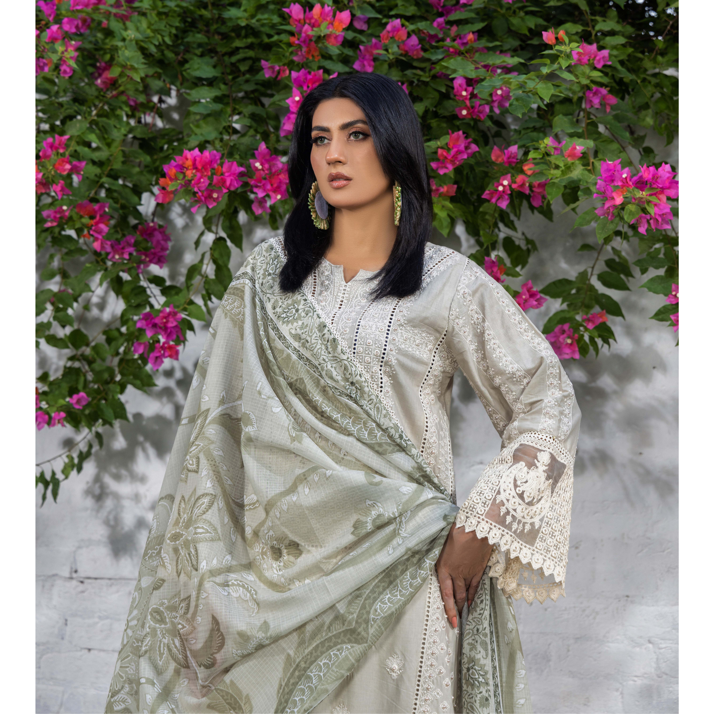 UTT-05 Embroidered Cambric Cotton 3 Pc Ready to wear Collection | Traditional Thread
