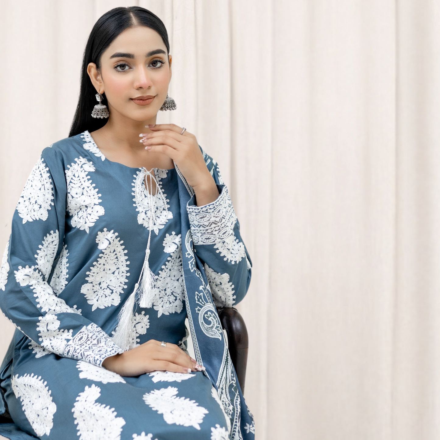 Winter Linen Embroidered Dress 3 Pc |Ready to Wear| Rangz | UMRGZ3800
