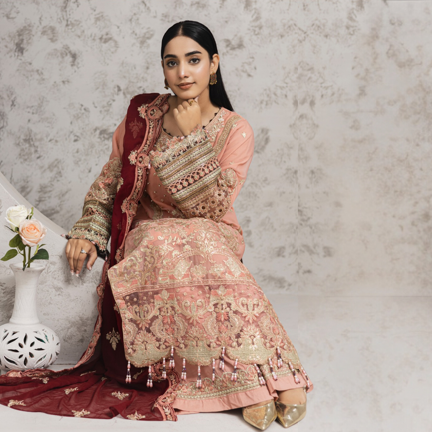Luxury Handwork Embroidered Dress with Chiffon Dupatta 3 Pc | Winter Collection | Rangz | UMRGZ4000