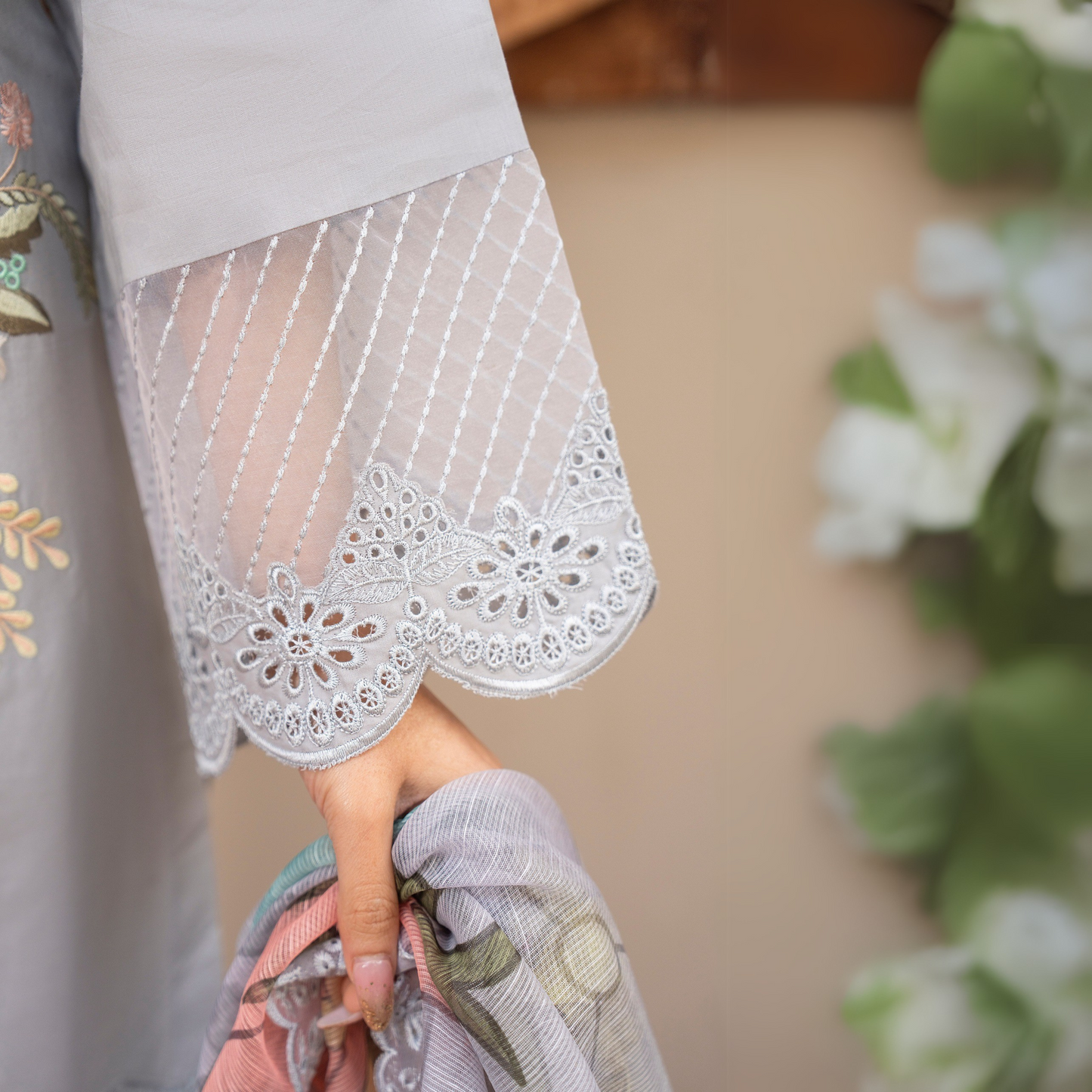 UKC-16 Embroidered Cambric Cotton Ready to Wear 3 Pc - Karma Collection