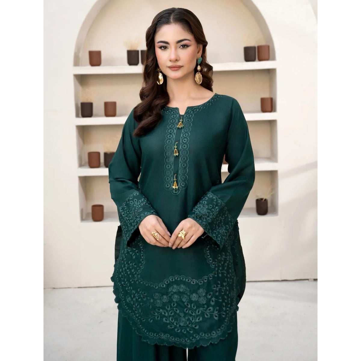 UA-306 Embroidered Dhanak Co-Ord set | Umnaa