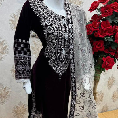 UA-323 Luxury Velvet Collection 3 Pc | Umnaa