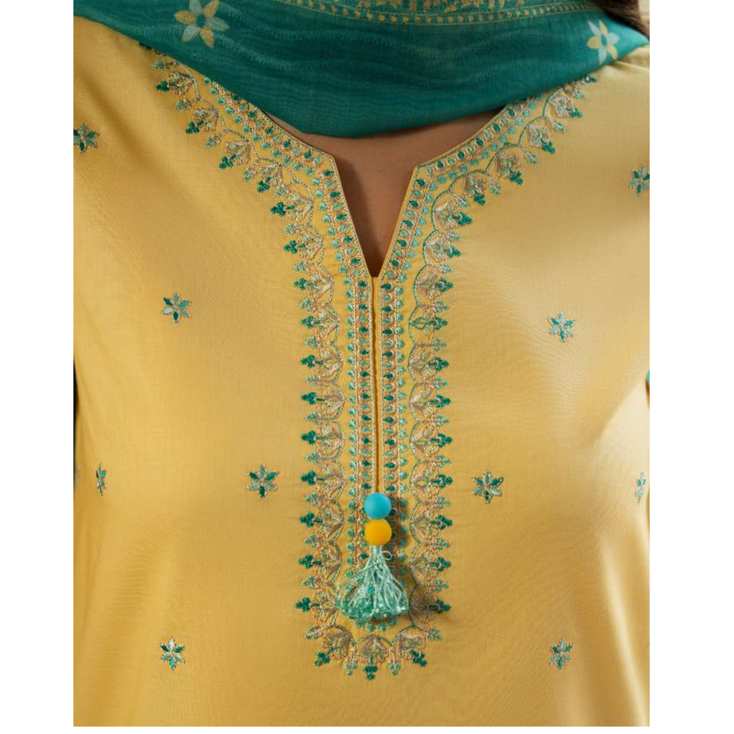 UCA-20 Luxury Cambric Cotton Farshi Shalwar Collection | Ready to Wear | Casuallite