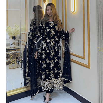 UA-43  Luxury Embroidered Handwork Velvet Collection UMNAA