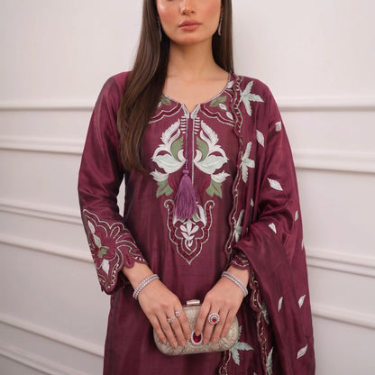 UA-265 Embroidered Festive Kaftan Sheesha Silk Collection by Umnaa | Pakistani Trendy Kaftan Asian Clothing