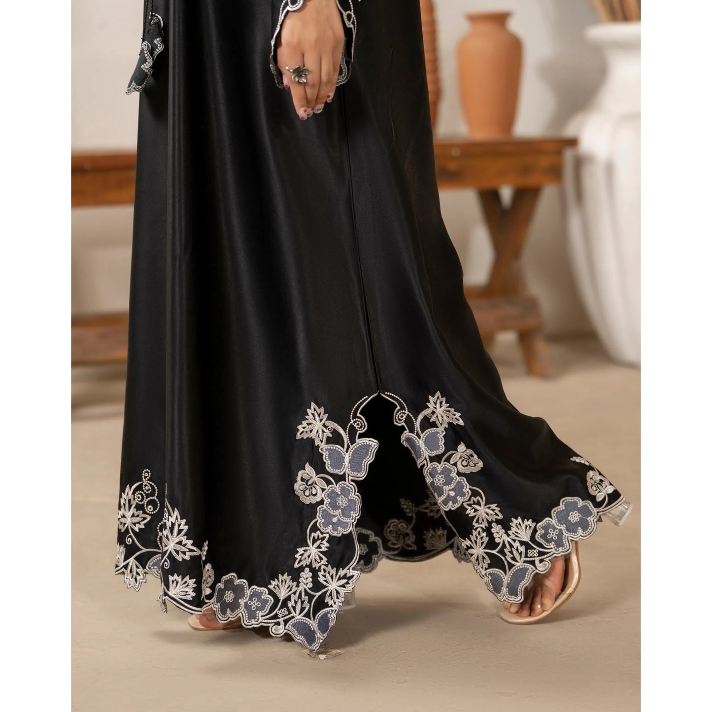 RA-39 Embroidered kaftan 2 Pc - Raniya.h