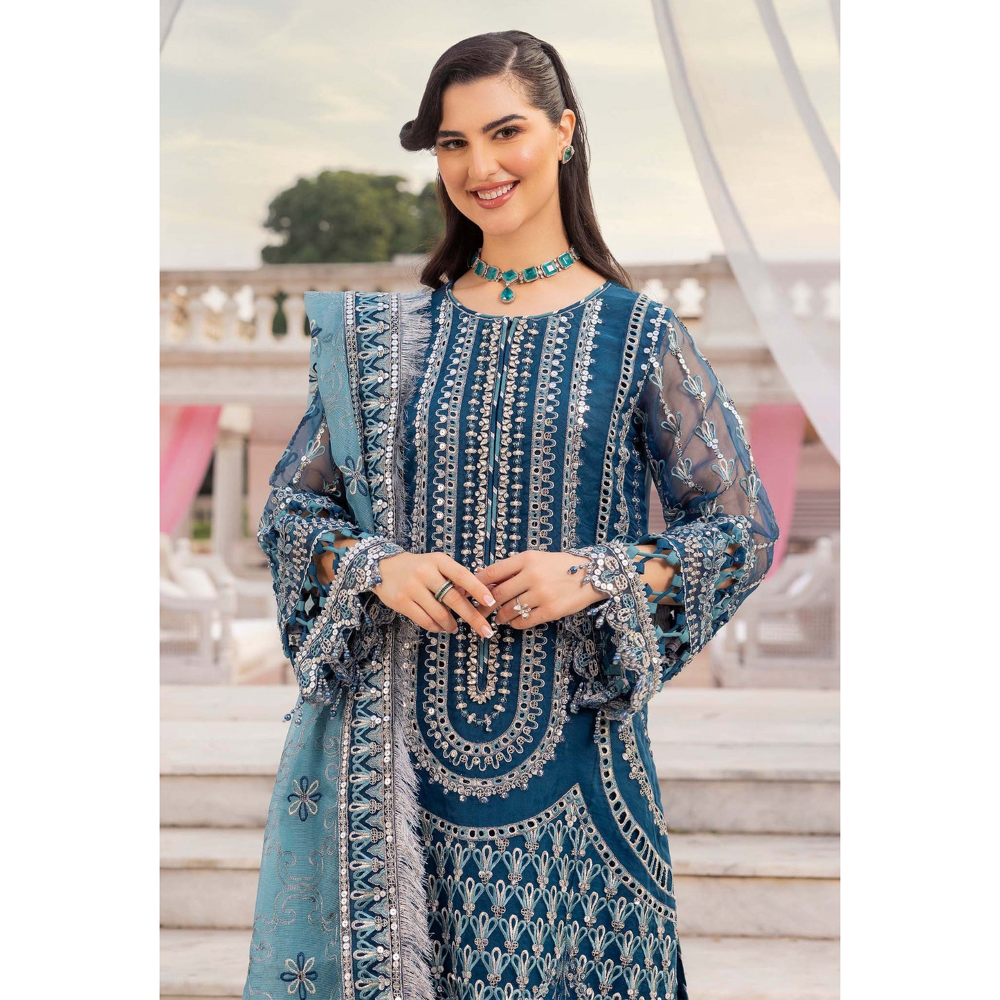 UTT-04 Embroidered Luxury festive 3 Pc Pakistani Dress | Ready to wear | Traditional Thread