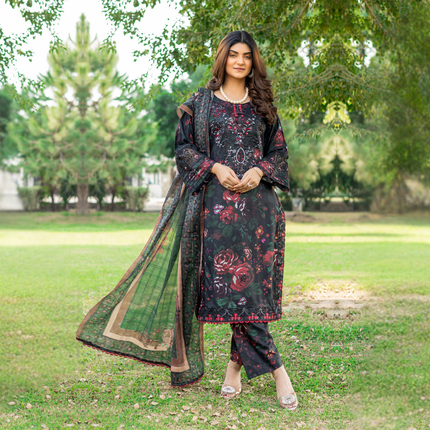 Winter Linen Printed Handwork Embroidered Dress 3 Pc |Ready to Wear| Rangz | UMRGZ3700