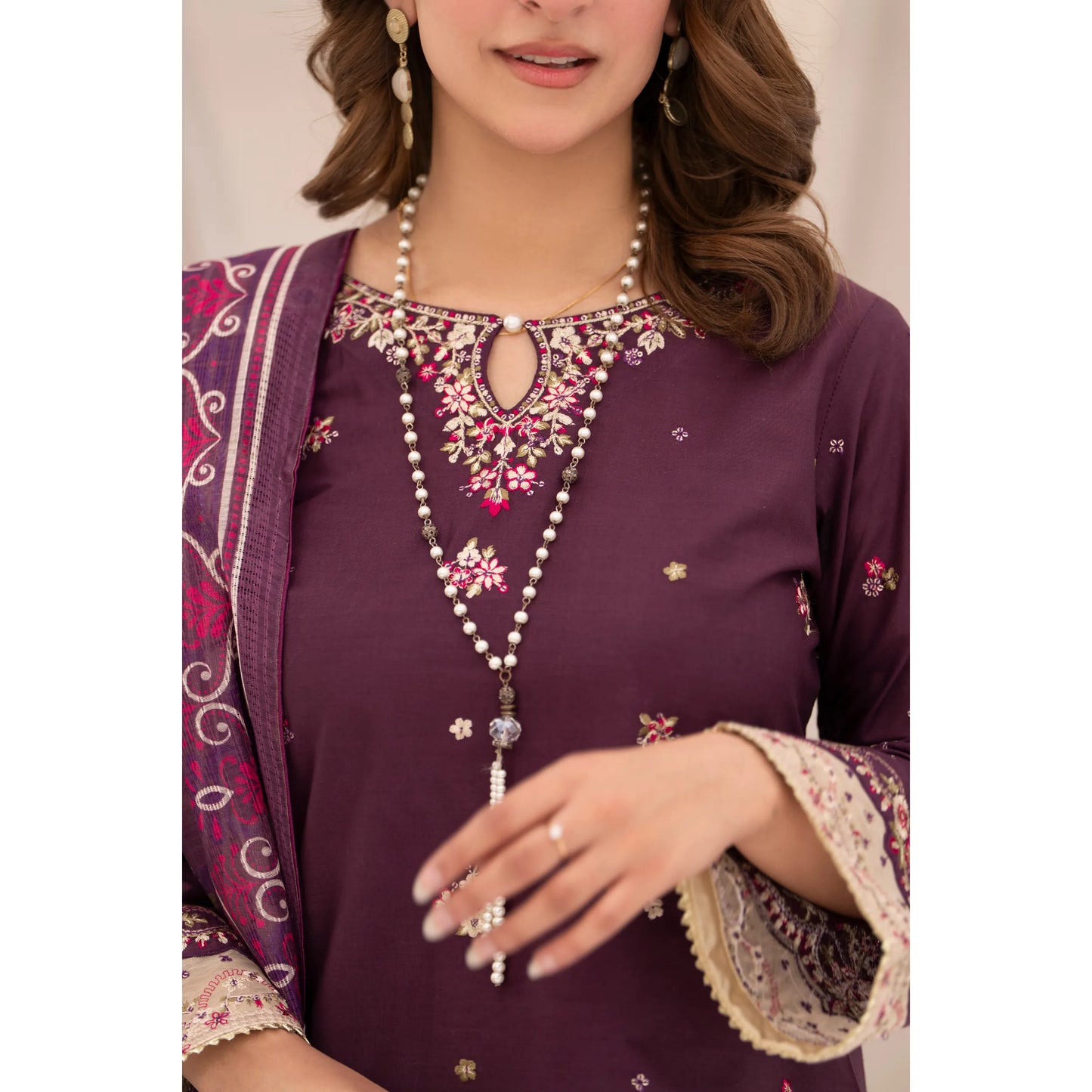 UA-216 Embroidered Cambric Cotton Collection by Umnaa | Ready to Wear Pakistani Asian clothes