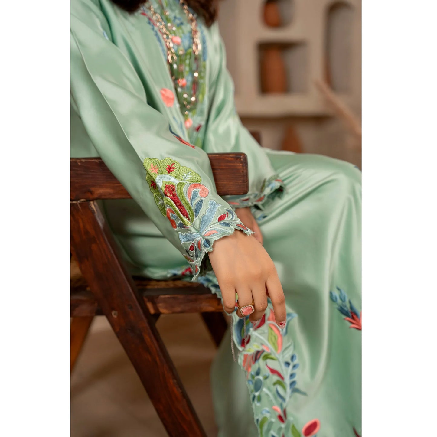 RA-40 Embroidered kaftan 2 Pc - Raniya.h