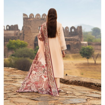 UCA-17 3 Pc Embroidered Lawn Ready to Wear Collection by Casuallite