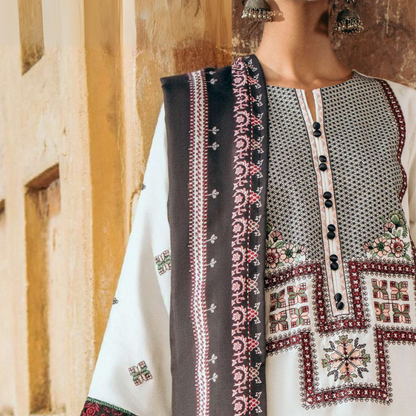 (Off White) 3 Piece Embroidered Dhanak Ready to Wear Collection by Casuallite | UMCAE0603
