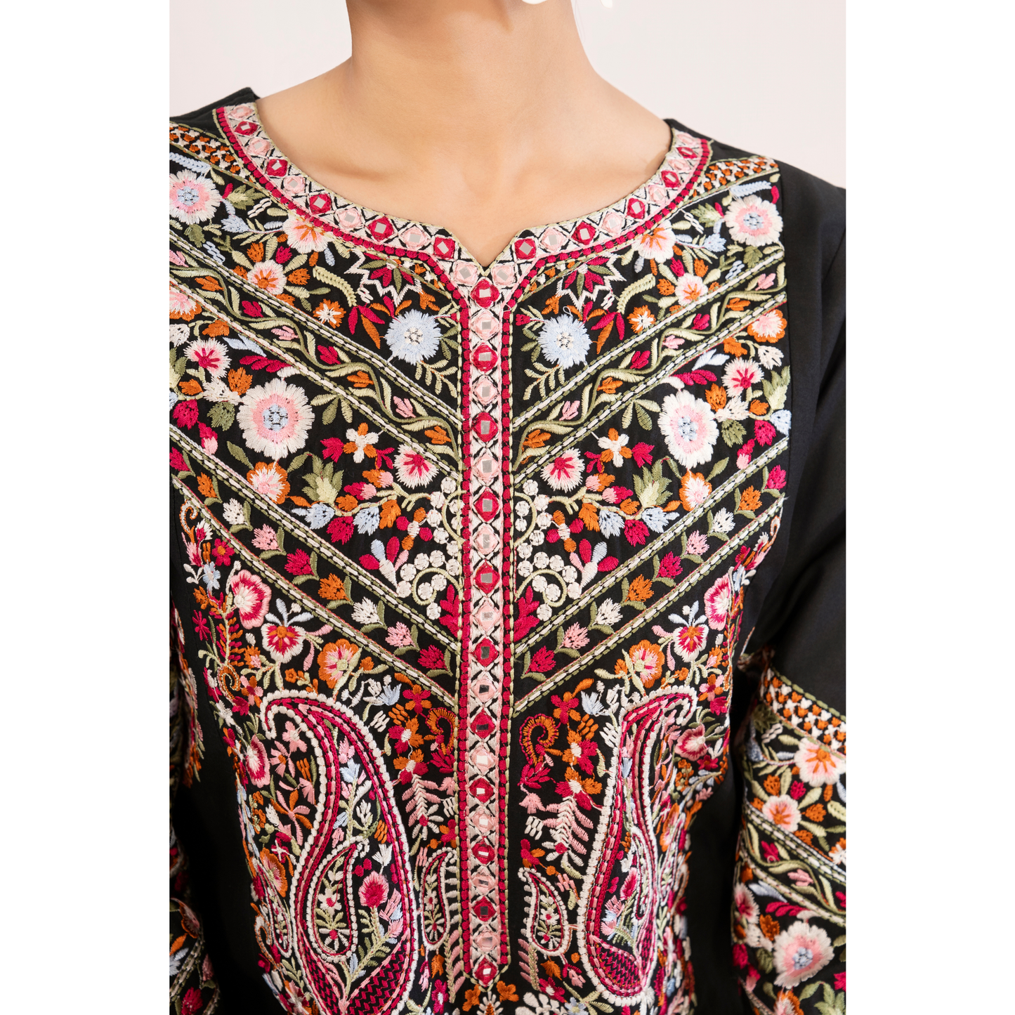 UA-118 Embroidered khaddar Co-Ords set 2 Pc Collection  | Ready to Wear | Umnaa