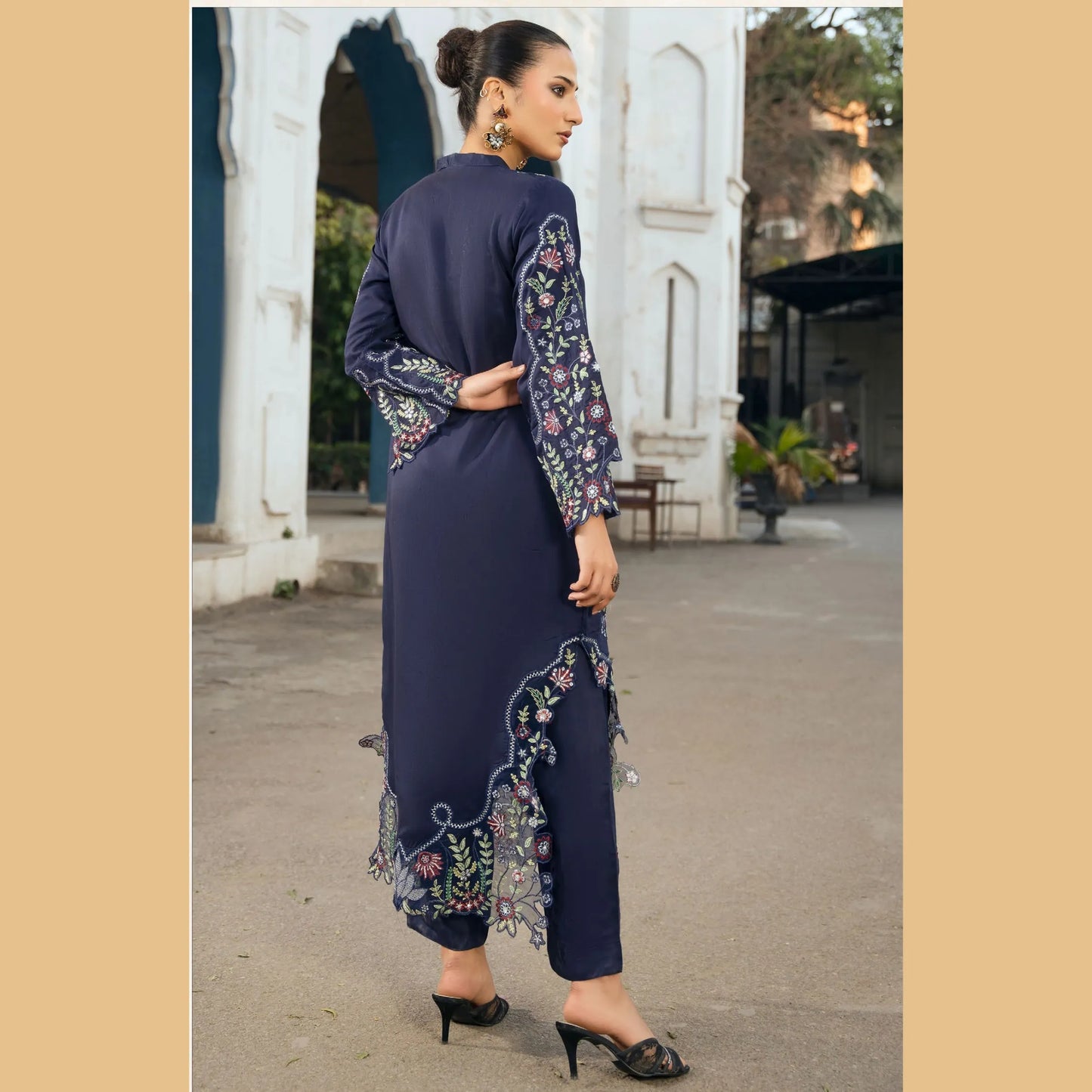 UTT-17 Eid Glow by Traditional Thread Viscose 2 Pc Collection