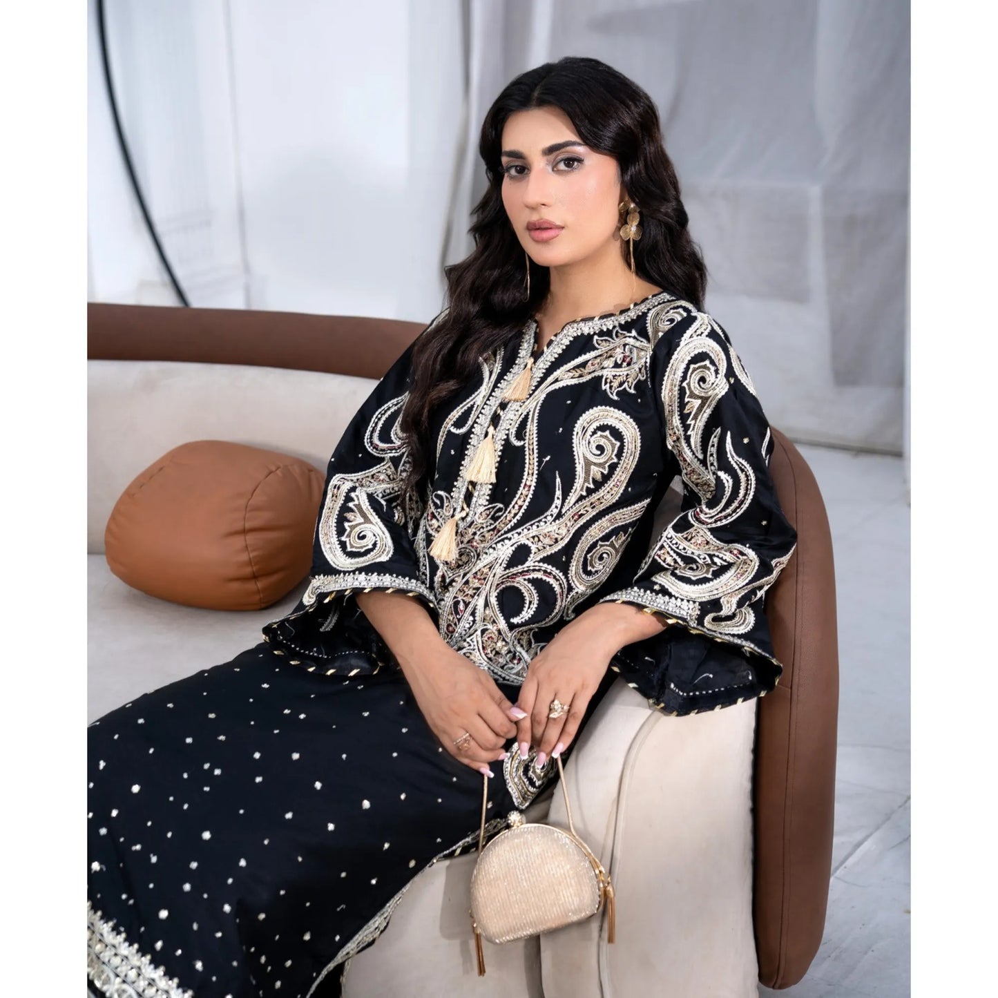 UA-286 Embroidered Viscose Silk Co-Ords Set | Umnaa