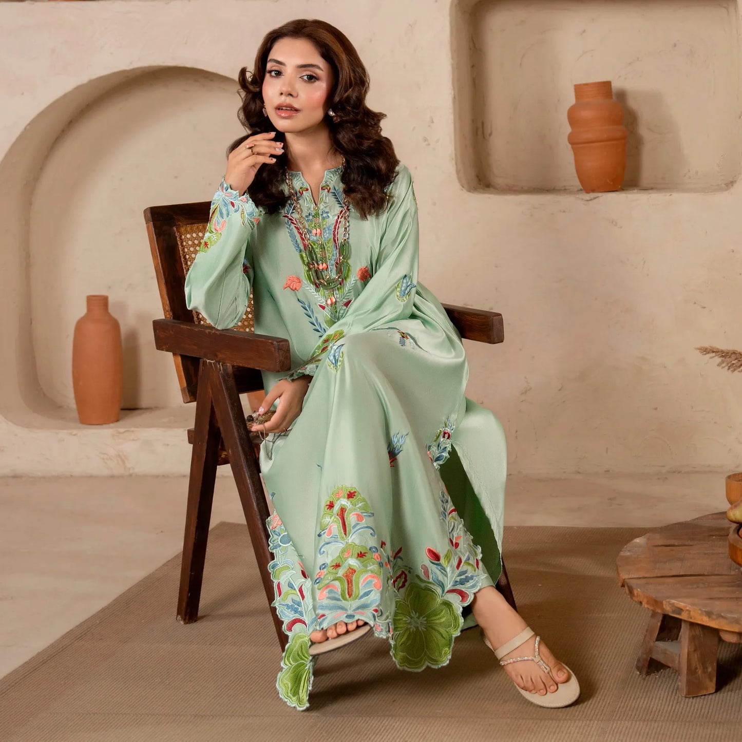 RA-40 Embroidered kaftan 2 Pc - Raniya.h