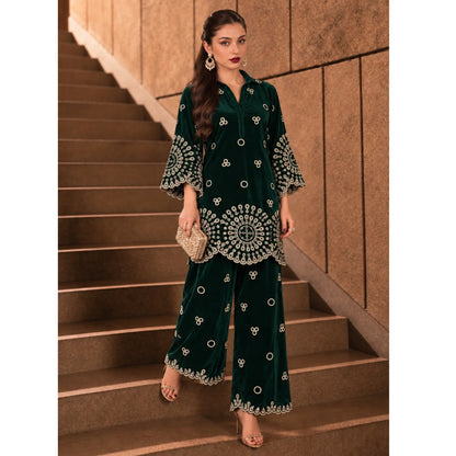 UA-318 Embroidered Velvet Co-Ord Set | Umnaa