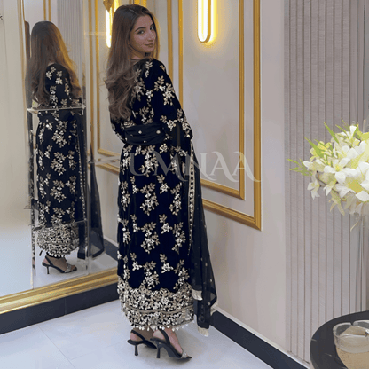 UA-43  Luxury Embroidered Handwork Velvet Collection UMNAA