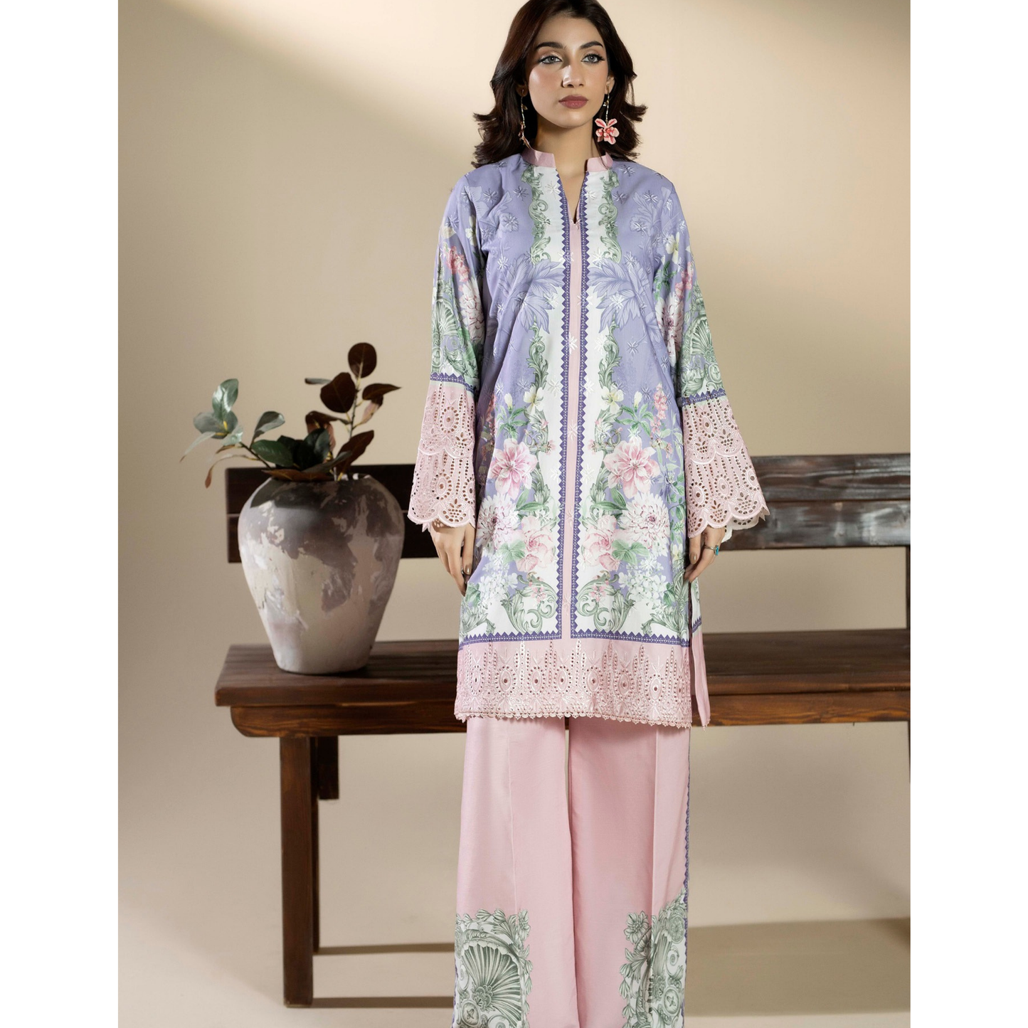 UTT-16 "AMALTAS" winter Slub Embroidered Printed Co-Ords set | Ready to Wear Pakistani | Traditional Thread