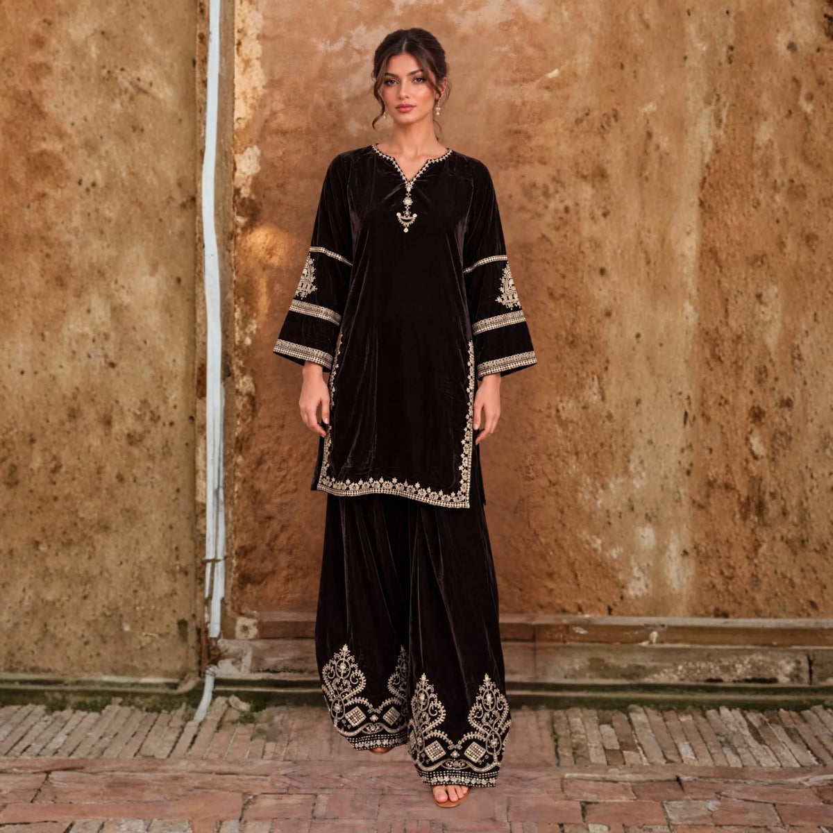 UA-315 Embroidered Farshi Shalwar Cord Set | Umnaa
