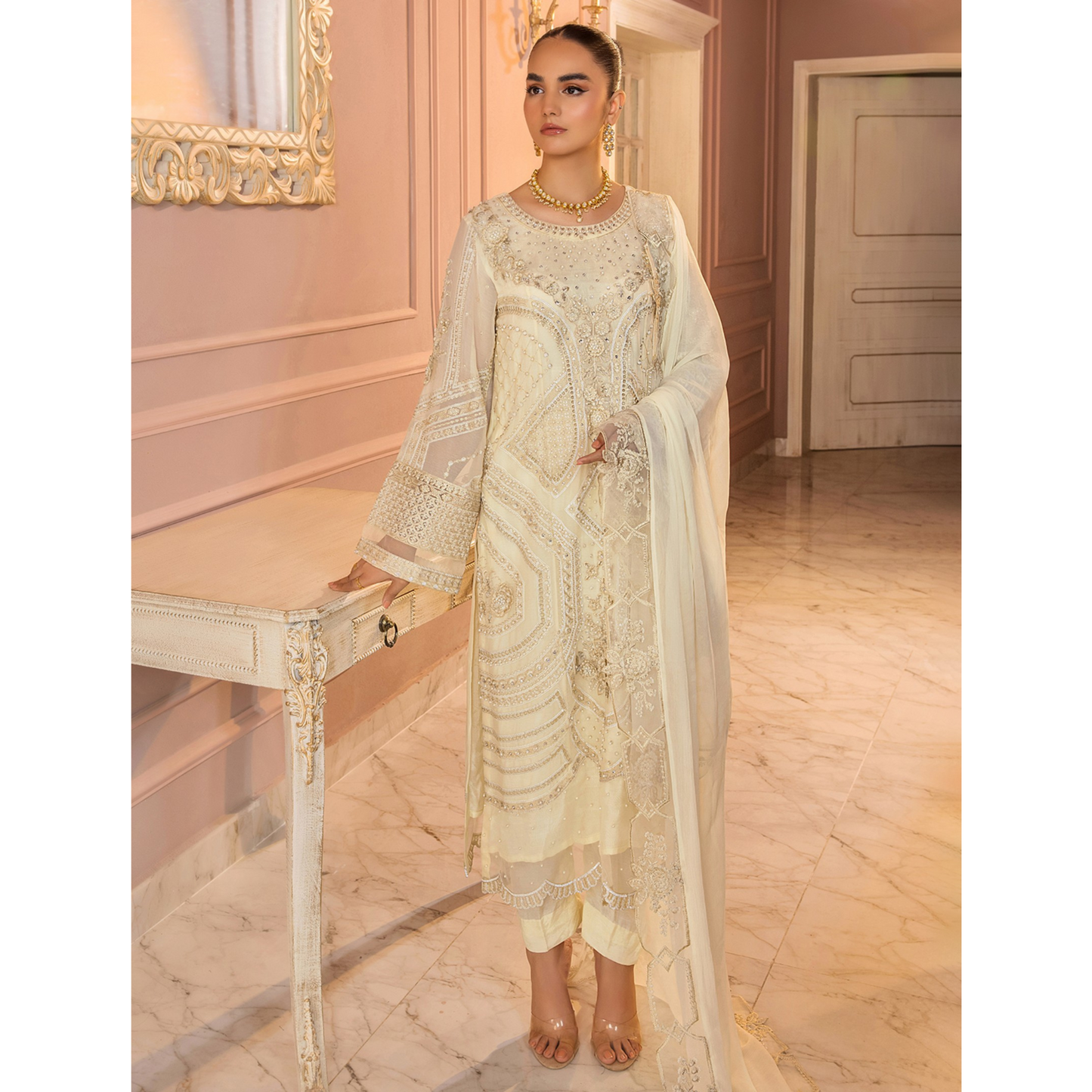 UTT-03 Embroidered Luxury Chiffon 3 Pc Pakistani Dress | Ready to wear | Traditional Thread