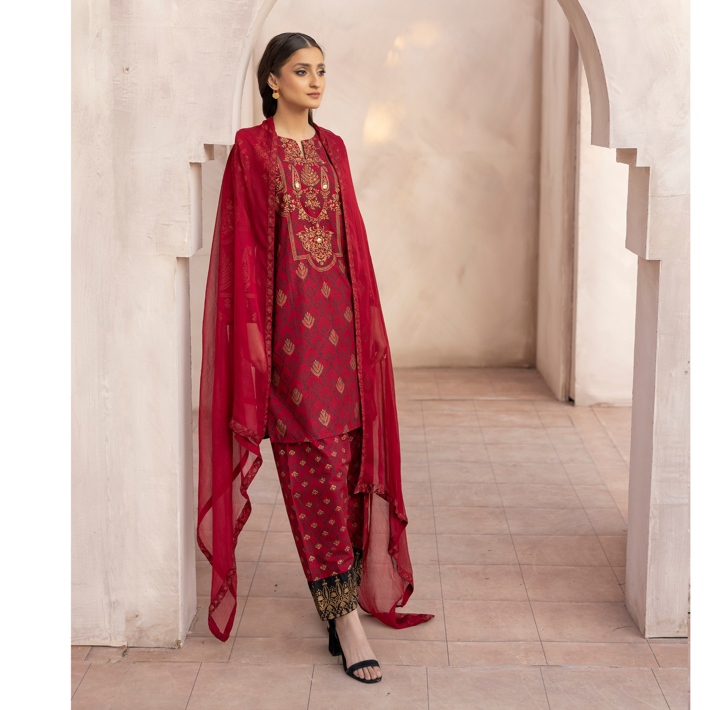UMS-19 Embroidered Lawn 3 Pc Pakistani Dress | Ready to wear | Simrans