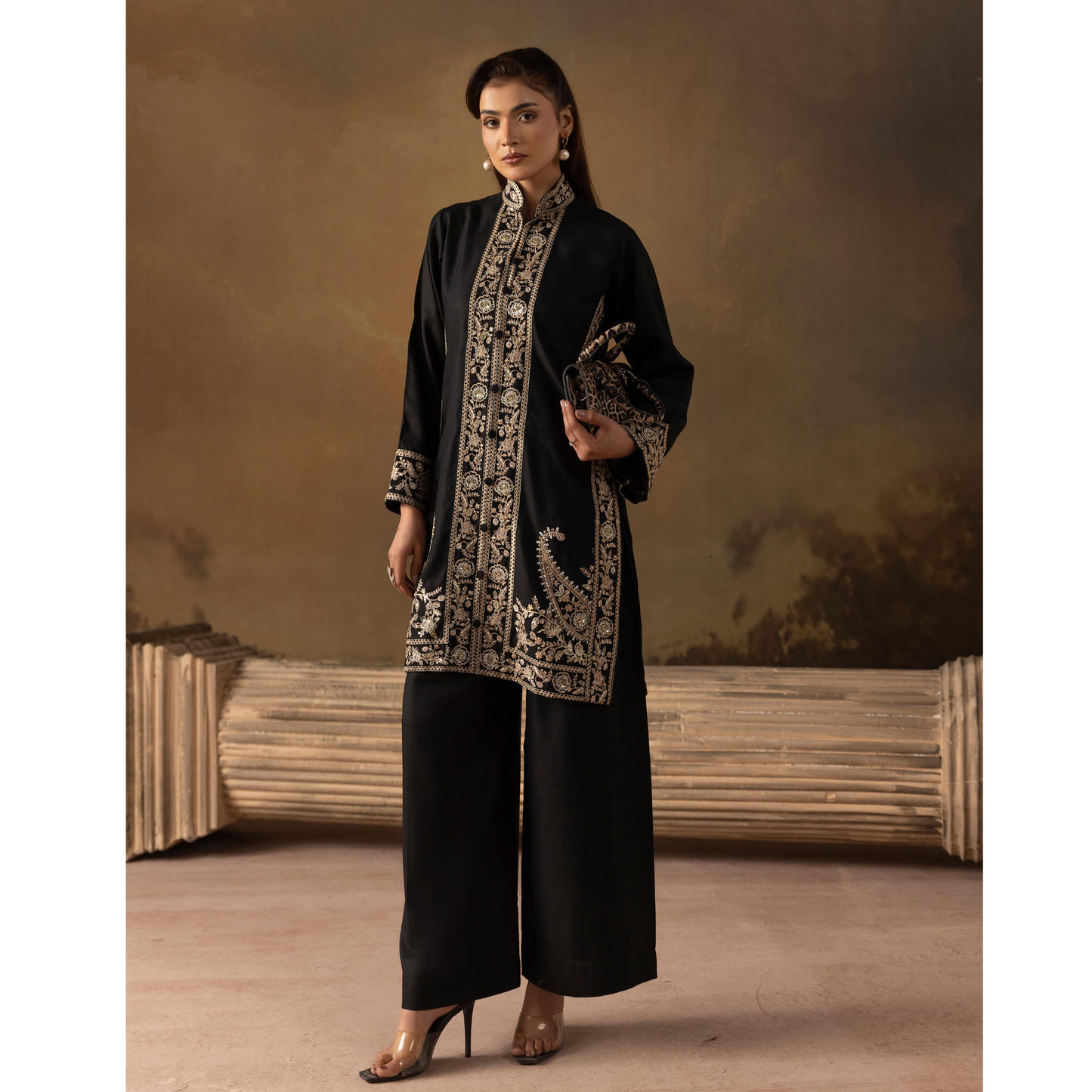 UMS-48 Embroidered Dhanak 2 Pc Co-Ords Set by Simrans