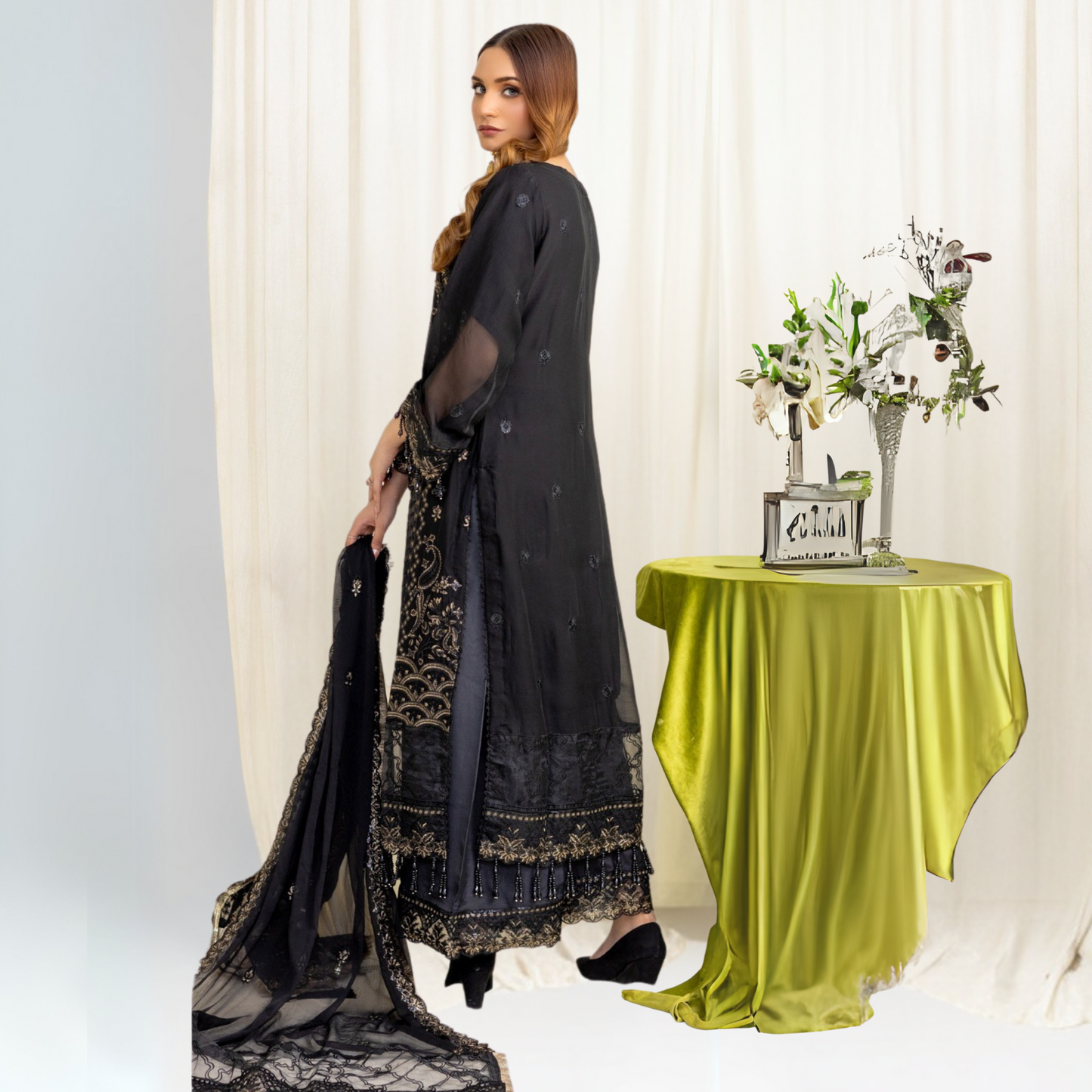 Luxury Embroidered Chiffon Dress 3 Pc | Winter Collection | Rangz | UMRGZ3601