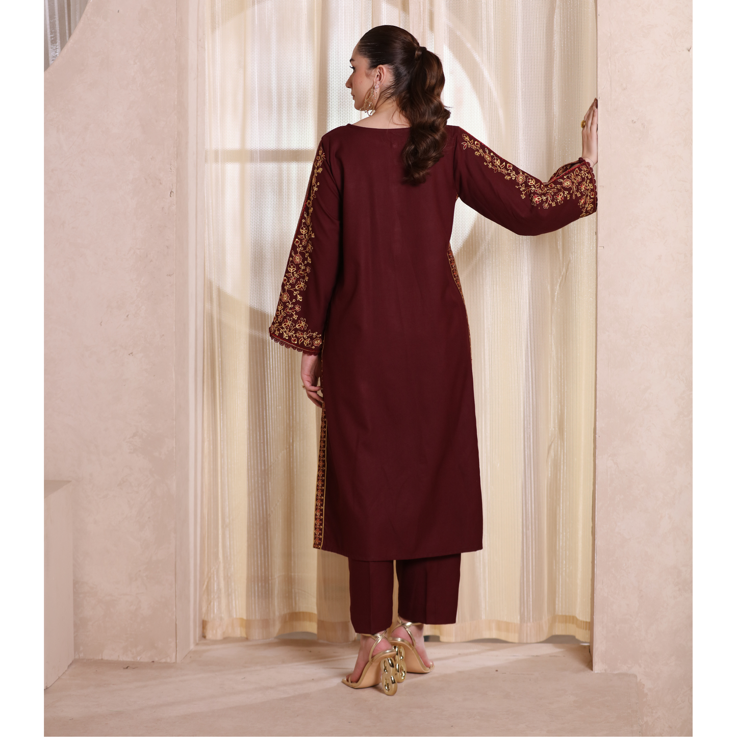 UA-29 3 Pc Embroidered Dhanak Dress with Embroidered Dhanak Shawl Pakistani Dress | UMNAA