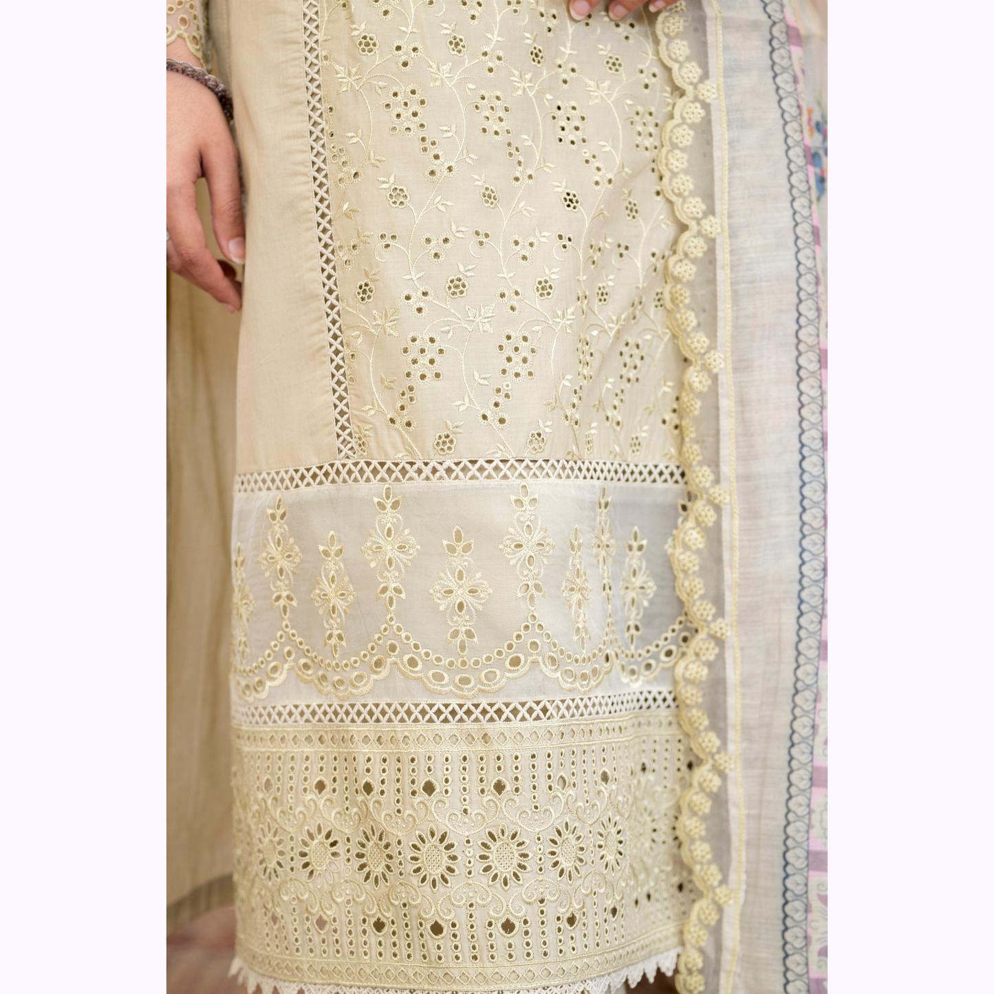 UKC-27 Embroidered Cambric Cotton Ready to Wear 3 Pc - Karma Collection