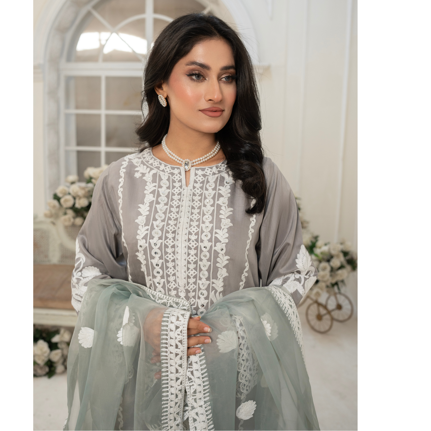 Embroidered Viscose Linen 3 Pc Pakistani Dress | Ready to wear | UMNAA