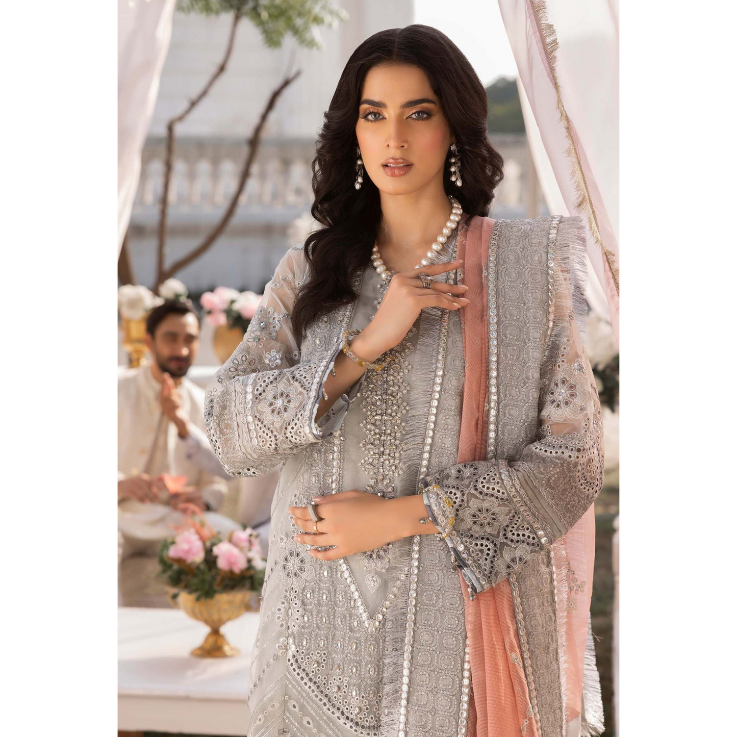UTT-04 Embroidered Luxury festive 3 Pc Pakistani Dress | Ready to wear | Traditional Thread