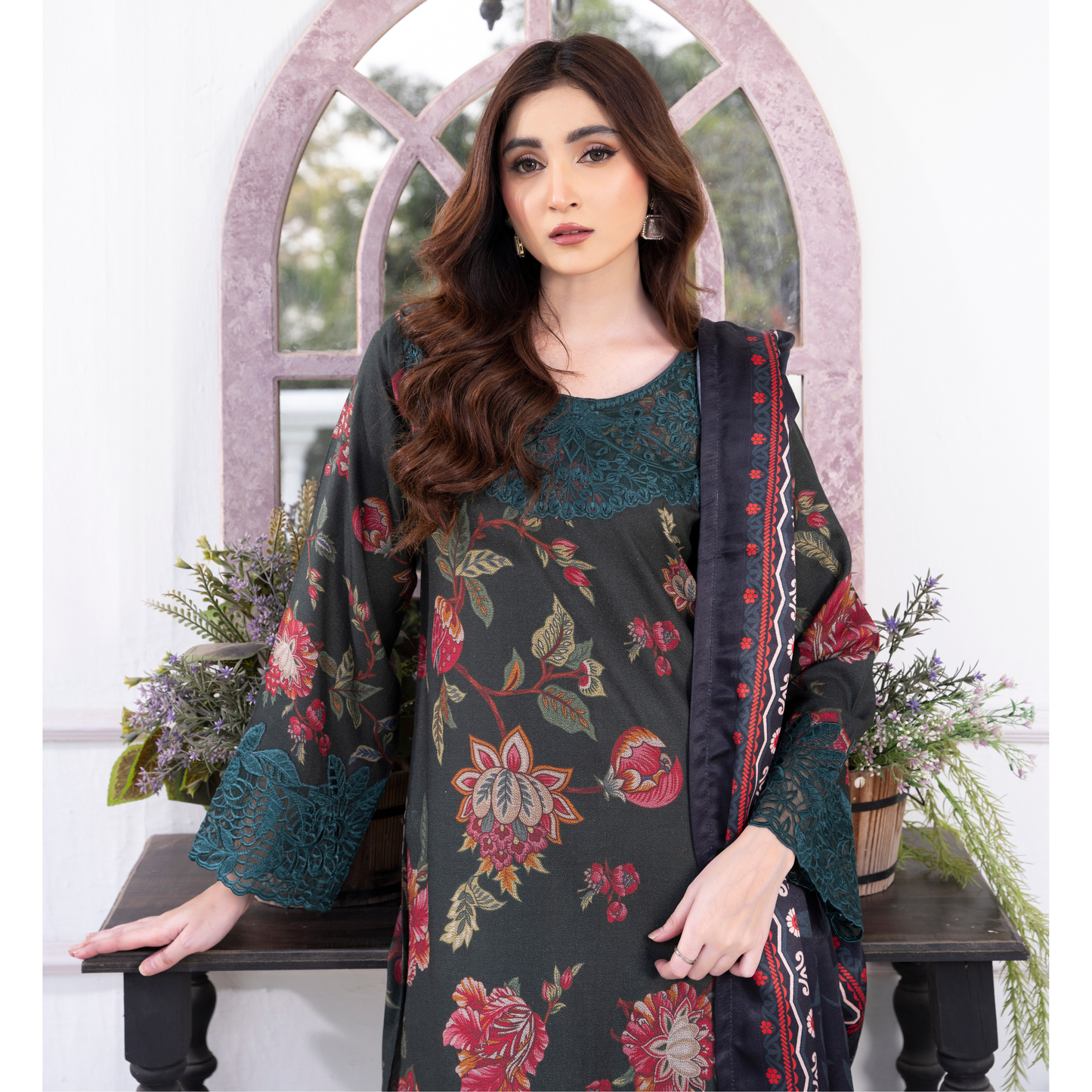 3 Pc Embroidered Printed Dress with Dhanak Wool Shawl | Winter Collection | Raniya.h | UMRAH0503