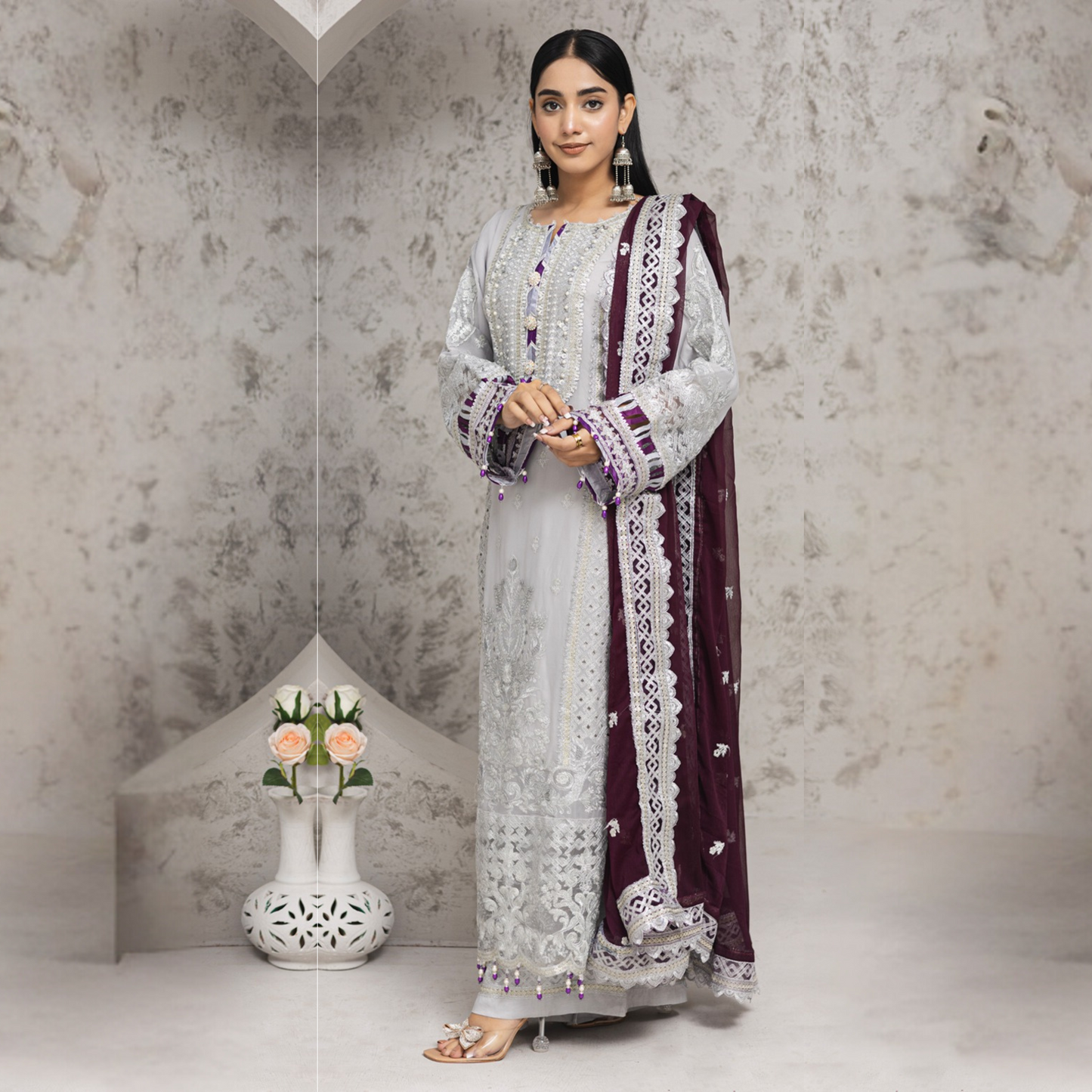 Luxury Handwork Embroidered Dress with Chiffon Dupatta 3 Pc | Winter Collection | Rangz | UMRGZ4000