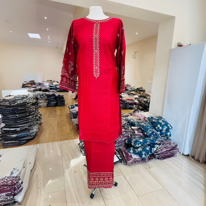 2 Pc Embroidered Khaddar Co-Ord Set  | Ready to wear| Hayats