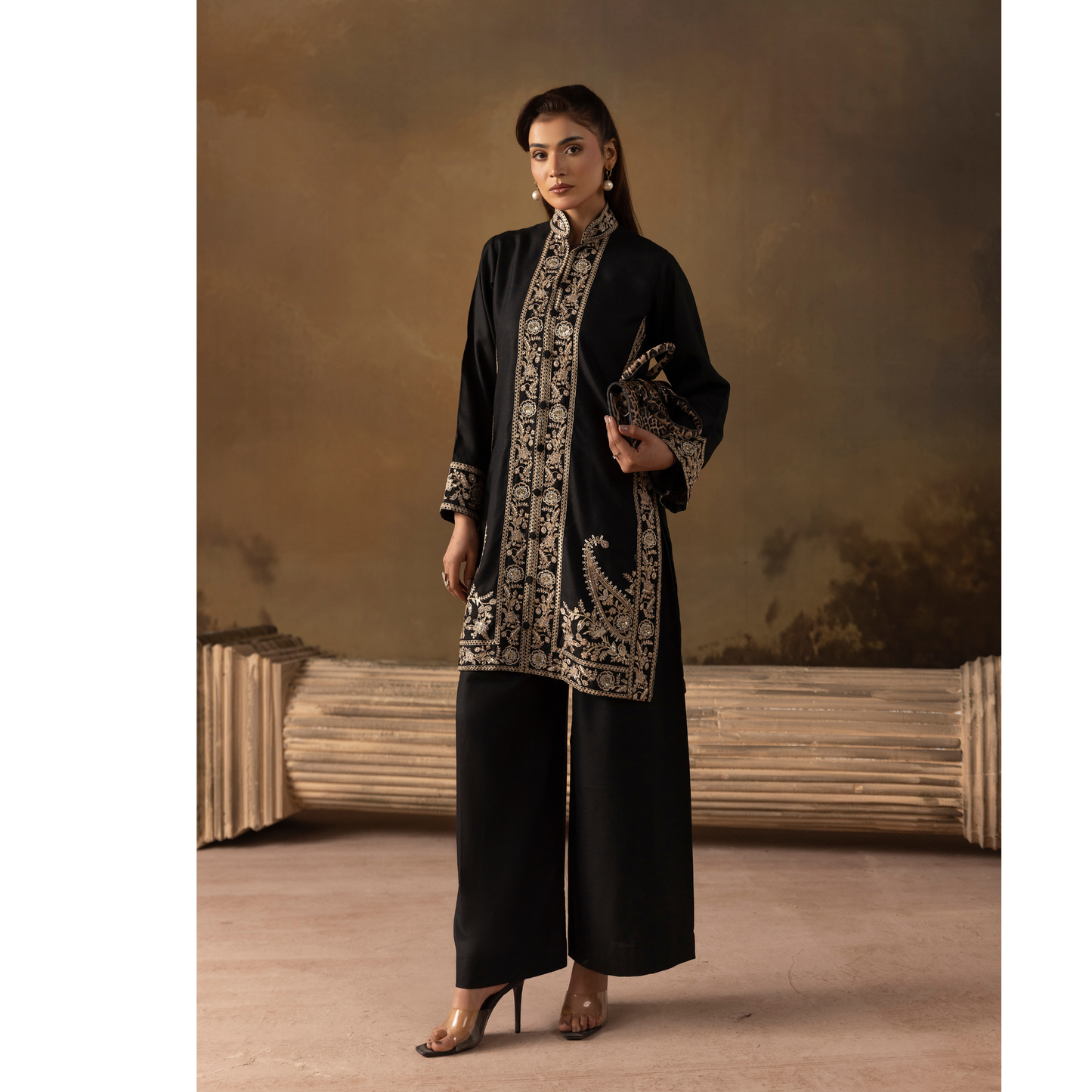 UMS-48 Embroidered Dhanak 2 Pc Co-Ords Set by Simrans