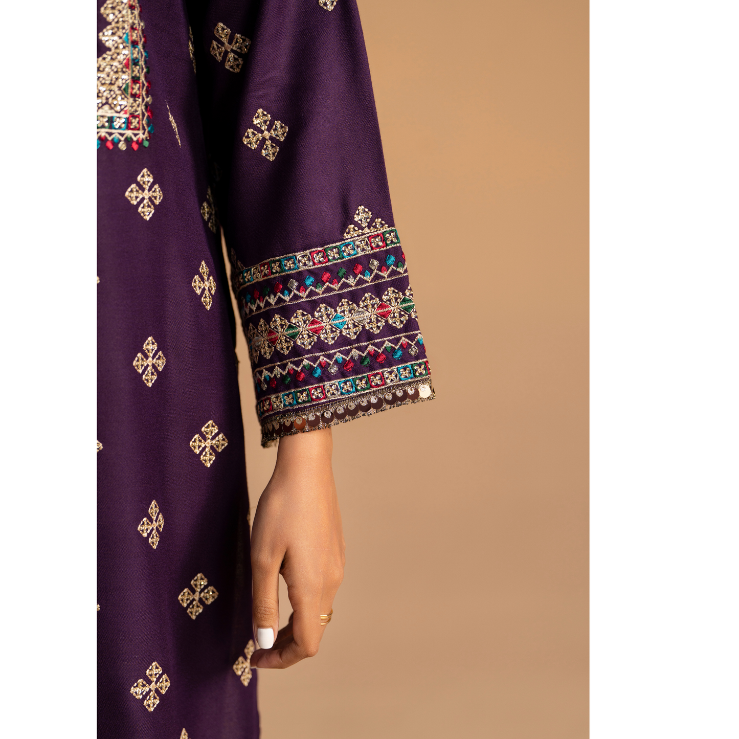 RA-25 Embroidered Dhanak Collection by Raniya.h