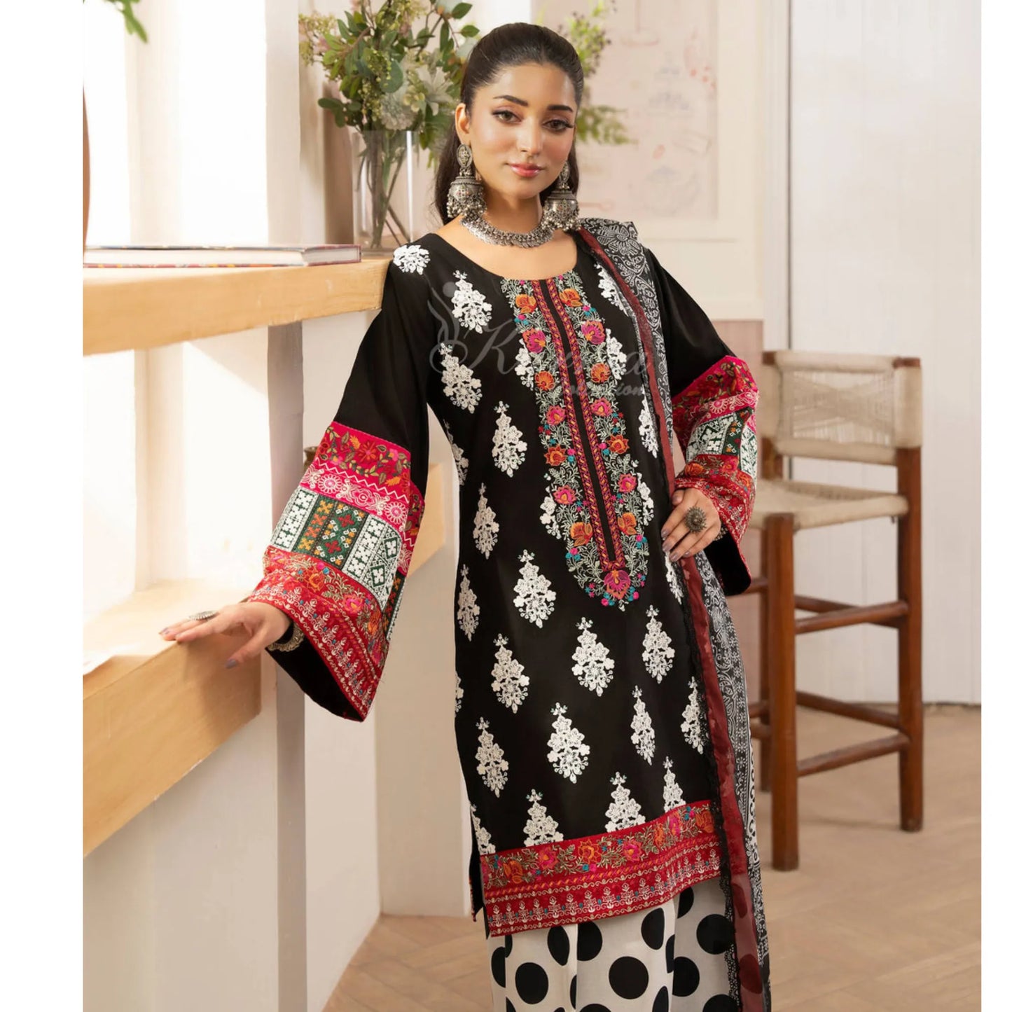 "Flora" Embroidered Lawn 3 Pc Collection | Karma Collection