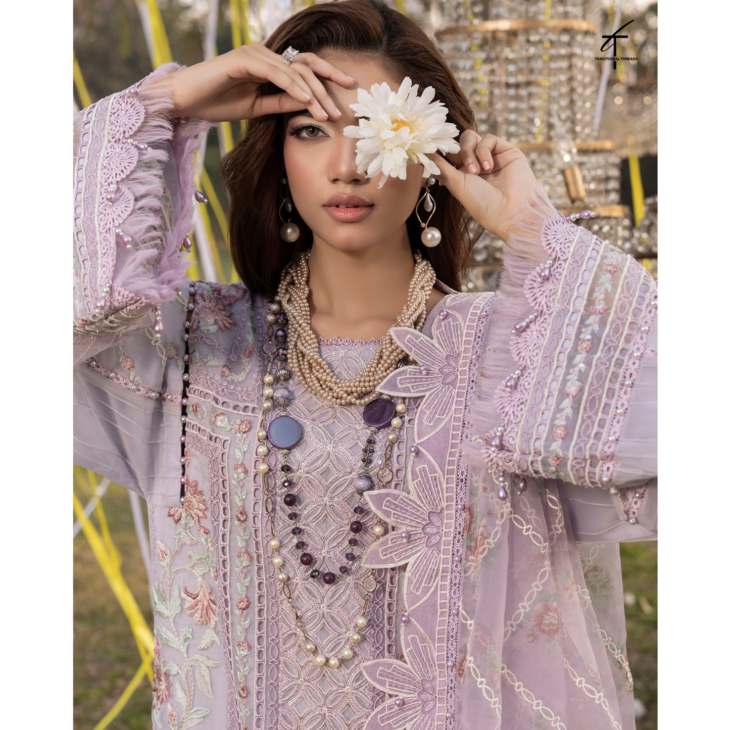 UTT-09 Embroidered Summer Lawn Collection | Ready to Wear | Traditional Thread